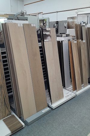 20260708_101155Holzoptiken